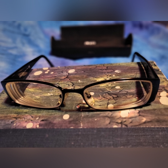 Authentic Prada black framed eyeglasses in Euc - Picture 2 of 11